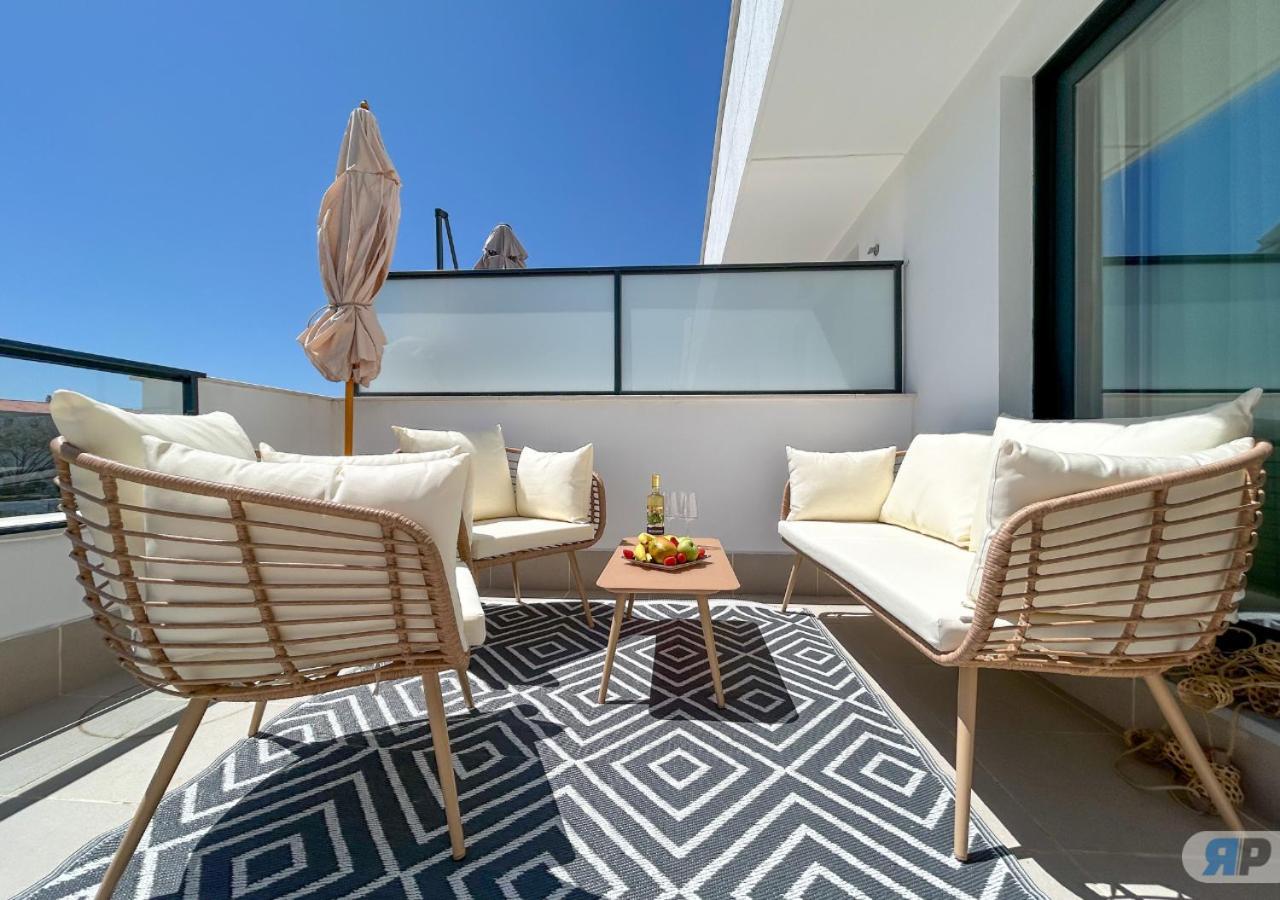 Archidona With Terrace And Garden View Apartamento Estepona